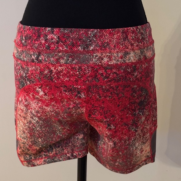 🇨🇦LOLE Training/biking short Medium - Picture 4 of 7